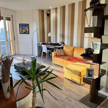 Snoop House Apartment Alessandria Bagian luar foto
